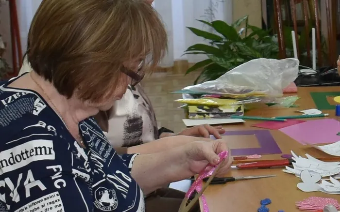 Гости мероприятия приняли участие в мастер-классе «Пасхальная открытка»