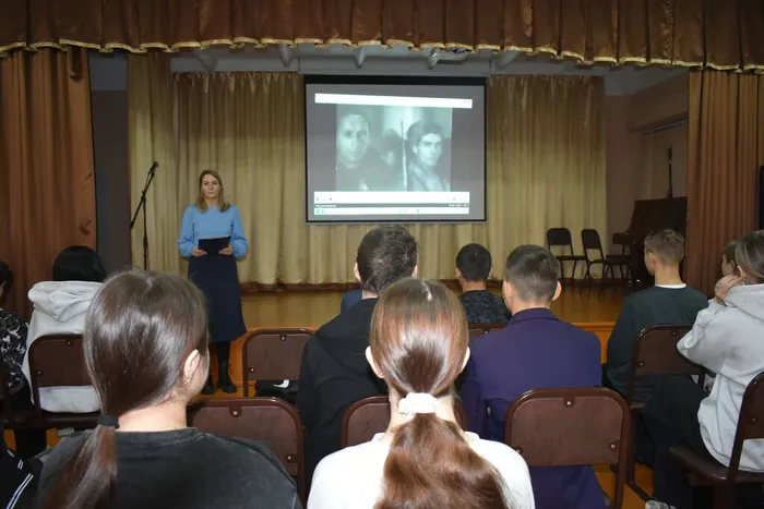 час-реквием, посвящённый Дню Неизвестного солдата