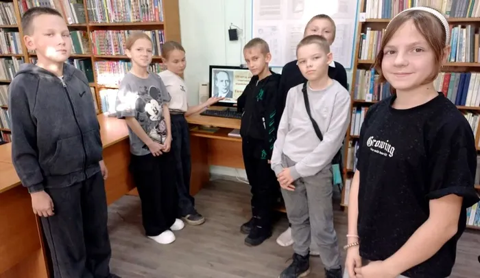 в Марьяновской  Детской библиотеке  проведён литературный час «Сказки старого волшебника»