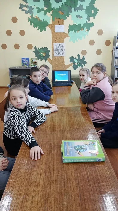 Заринская сельская библиотека провела познавательную беседу "Как появились деньги"
