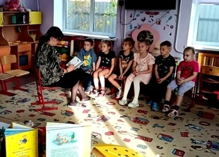 В.Сутеев Яблоко чтение сказки