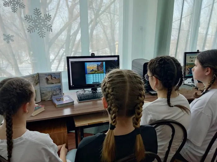игра-викторина под названием «Мы вместе! Крым и Россия»