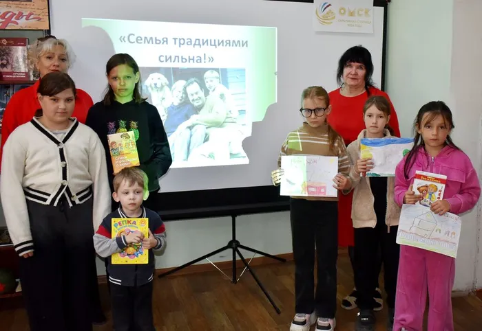 с книгами и поделками