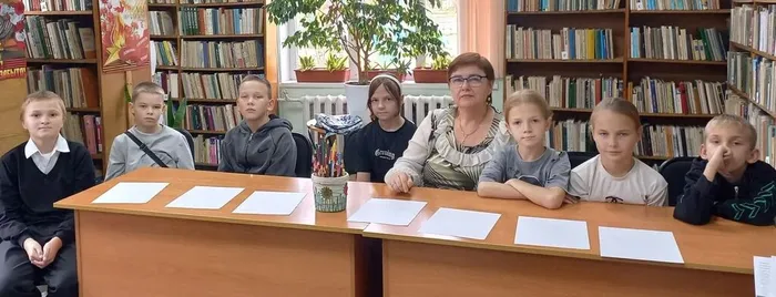 в Марьяновской  Детской библиотеке  проведён литературный час «Сказки старого волшебника»