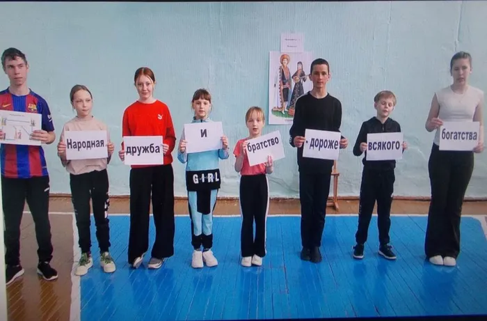 Национальные игры в Отраднинской библиотеке